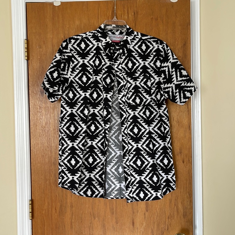 Mens Aztec Style Short Sleeve Button Down
